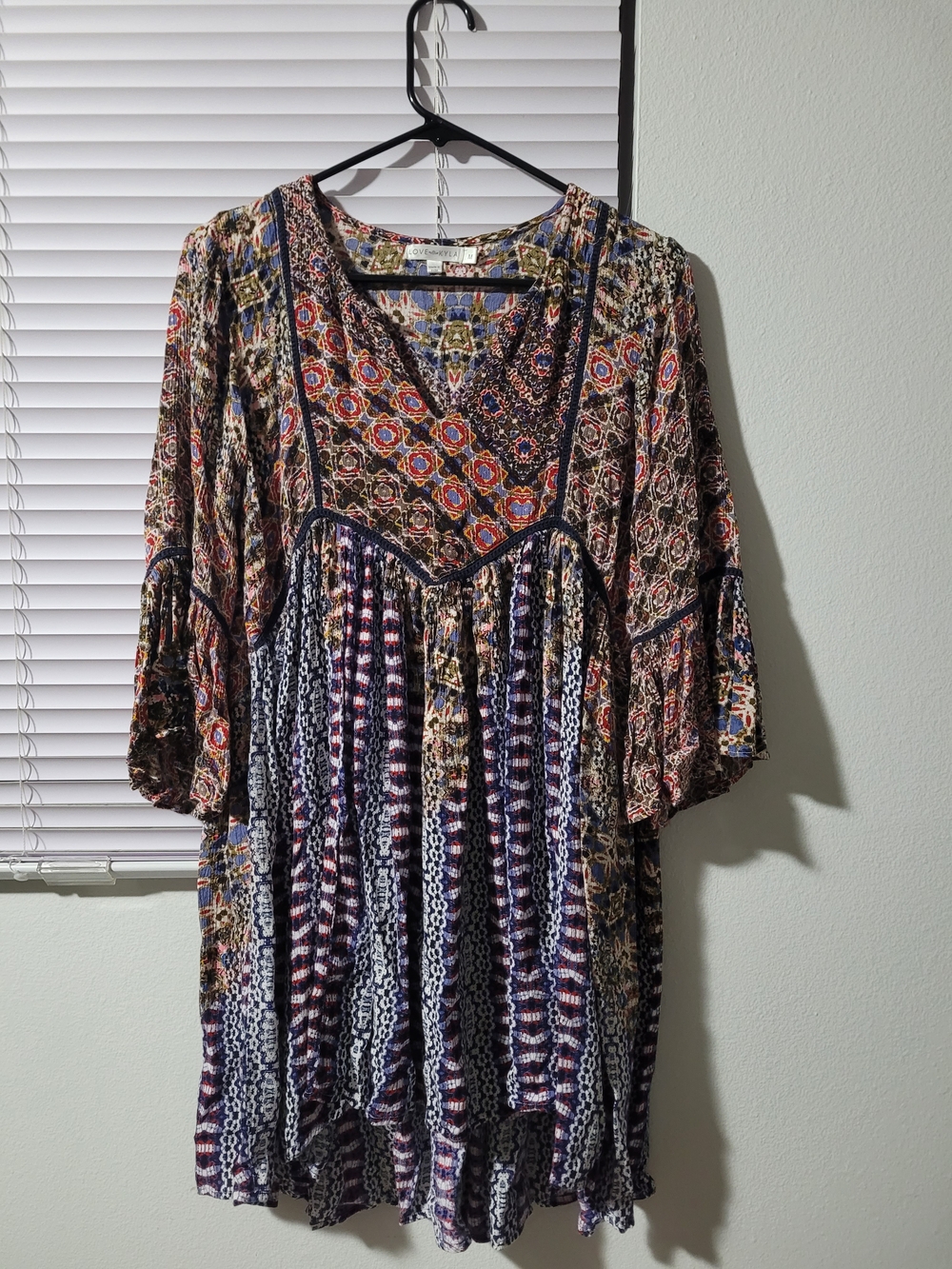 Love by Kyla Multicolor Floral Blouse in Blue, Olive & Red